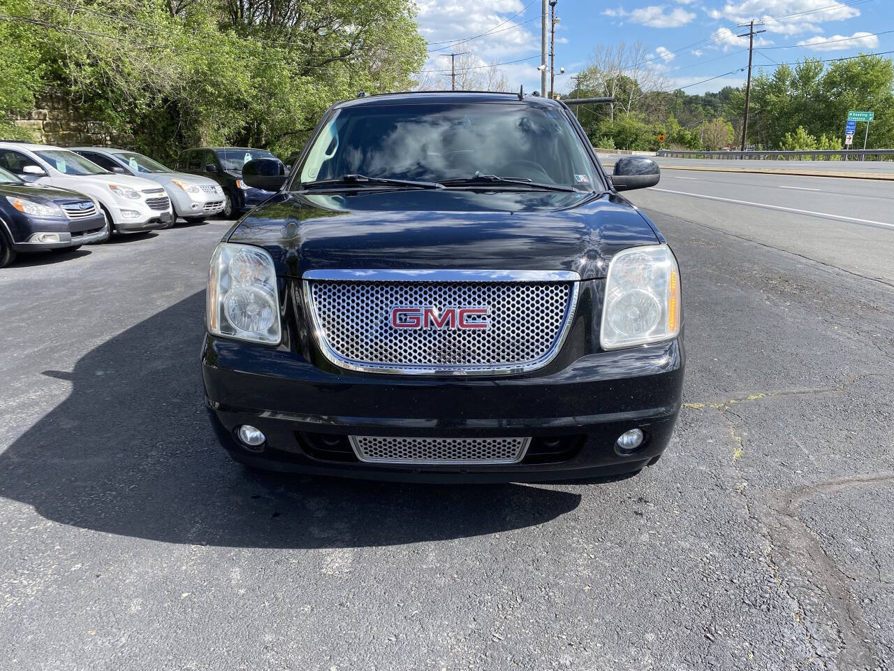 Used 2009 GMC Yukon XL Denali AWD/4WD image 7