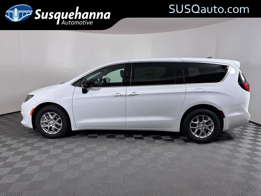 New 2026 Chrysler Voyager LX image 13