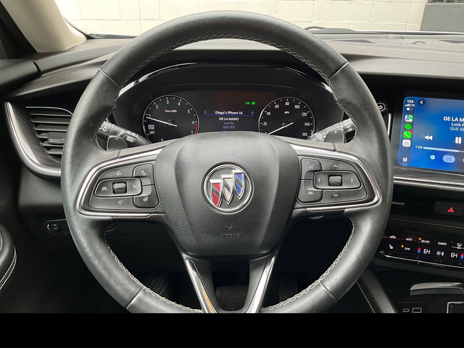 Used 2022 Buick Envision Preferred FWD image 3