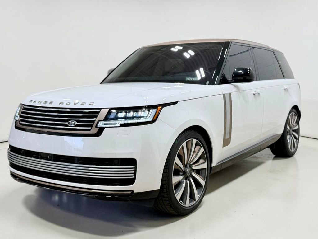 Used 2023 Land Rover Range Rover SV AWD/4WD image 13