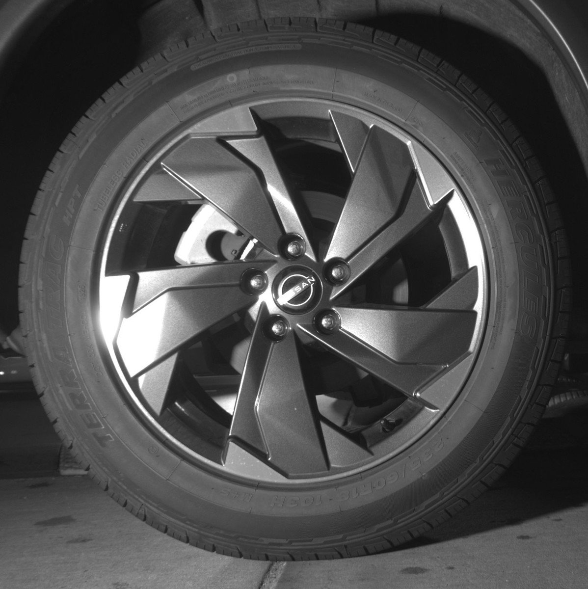 Used 2025 Nissan Rogue SV image 15