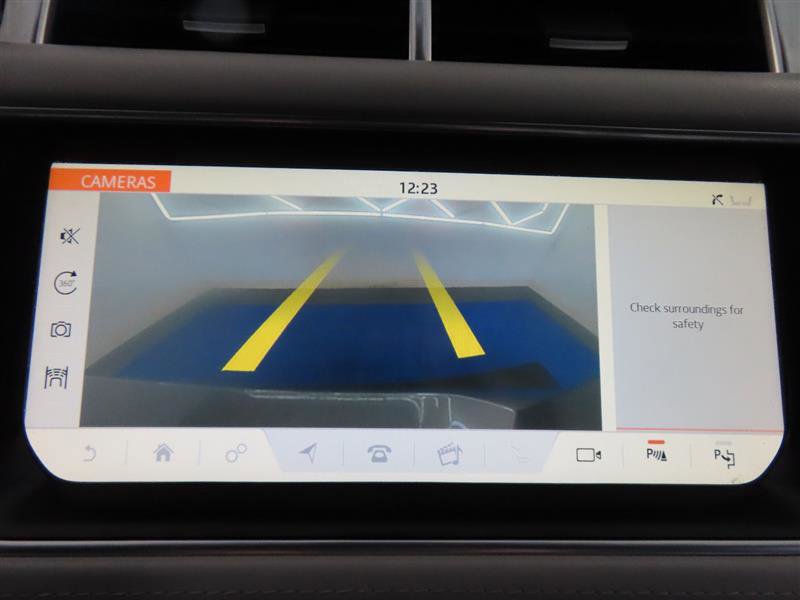 Used 2017 Land Rover Range Rover Sport SVR image 27