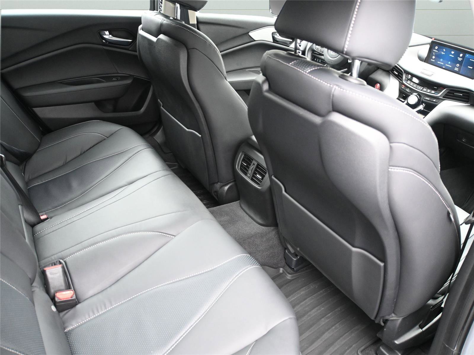 Certified 2023 Acura TLX w/ Technology Package image 18