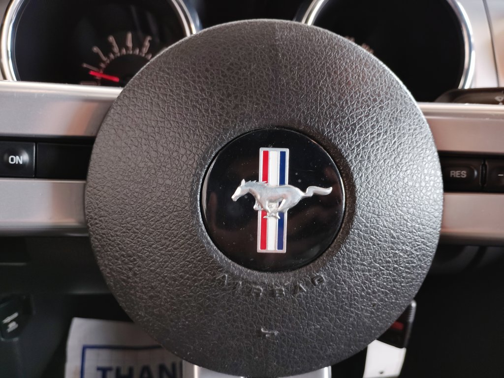 Used 2005 Ford Mustang GT RWD image 21