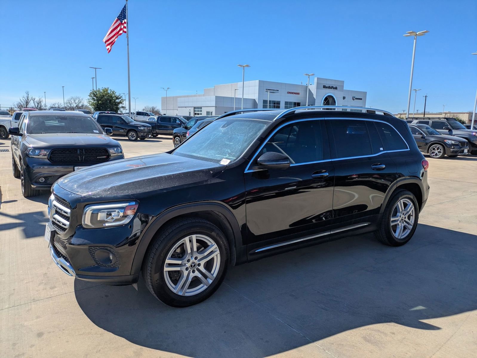 Used 2023 Mercedes-Benz GLB 250 4MATIC image 6