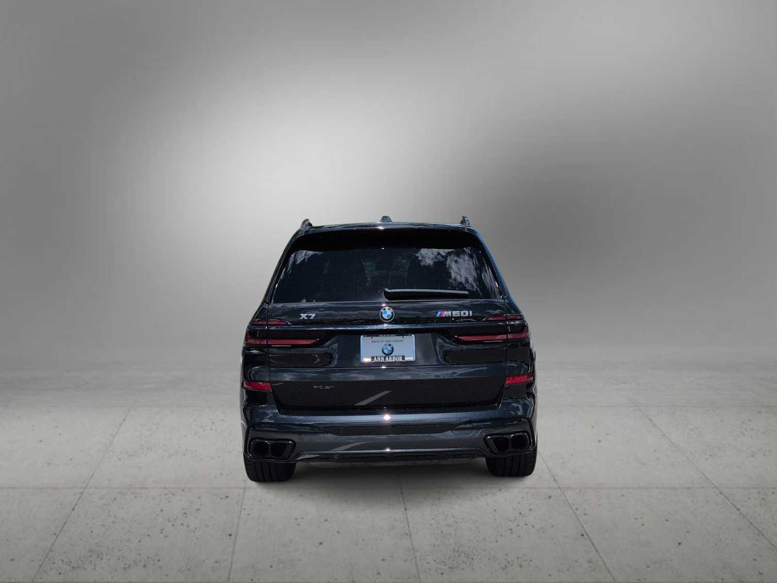 Used 2024 BMW X7 M60i w/ Executive Package AWD/4WD image 7