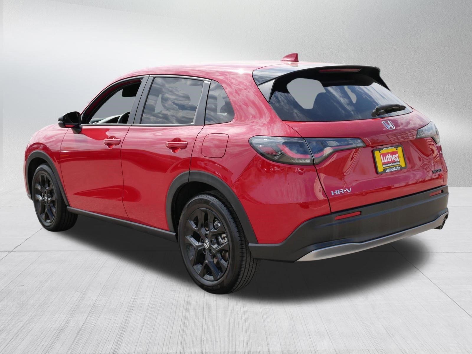 Used 2024 Honda HR-V Sport image 5