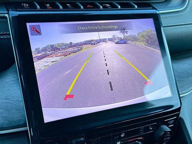 Used 2024 Jeep Grand Cherokee Limited AWD/4WD image 14