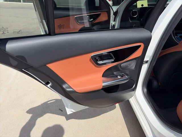Used 2023 Mercedes-Benz C 300 Sedan image 15