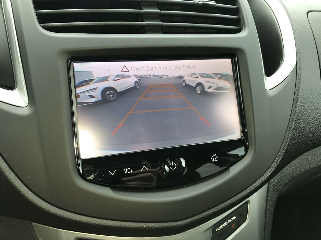 Used 2016 Chevrolet Trax LT w/ LT Convenience Package FWD image 17