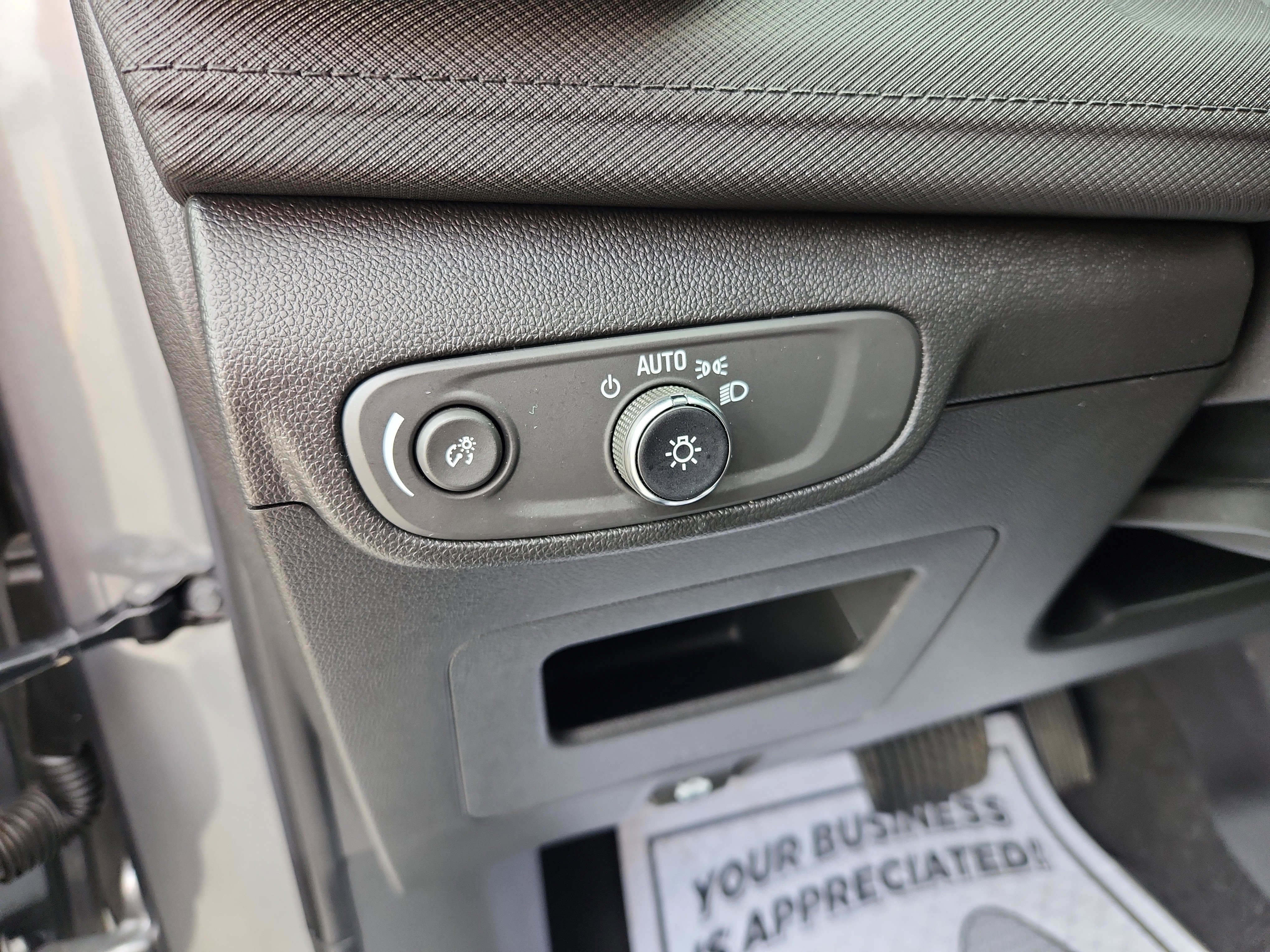 Used 2024 Chevrolet TrailBlazer LT w/ Driver Confidence Package image 25