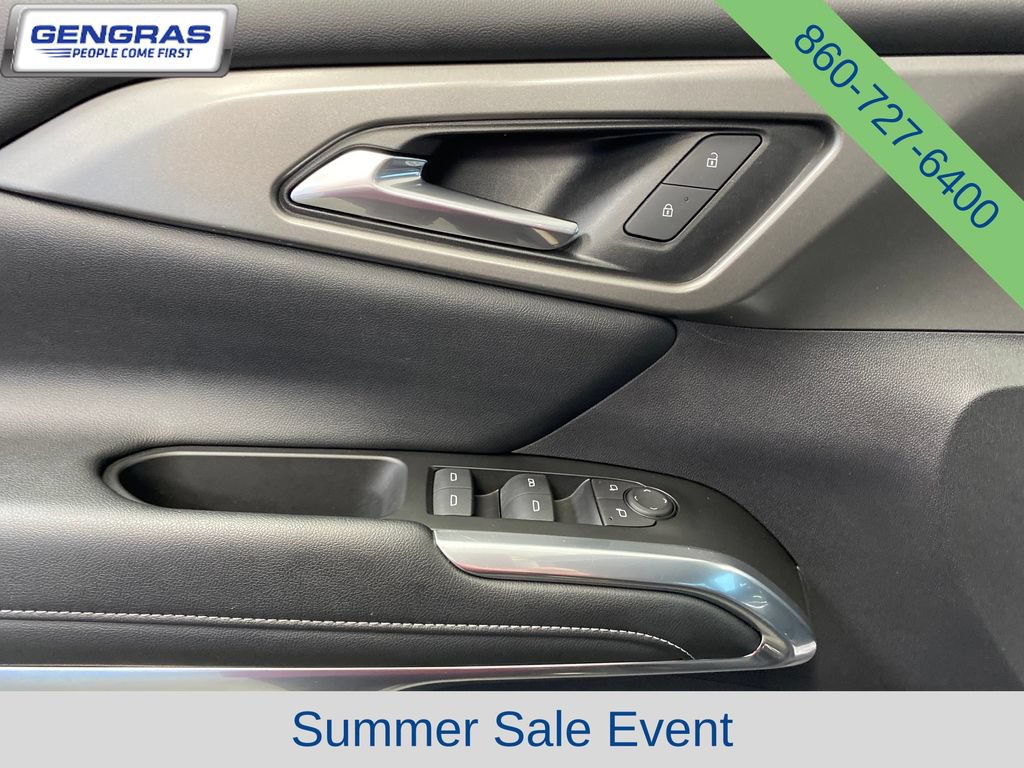 Used 2024 Chevrolet Traverse LT w/ Trailering Package AWD/4WD image 13