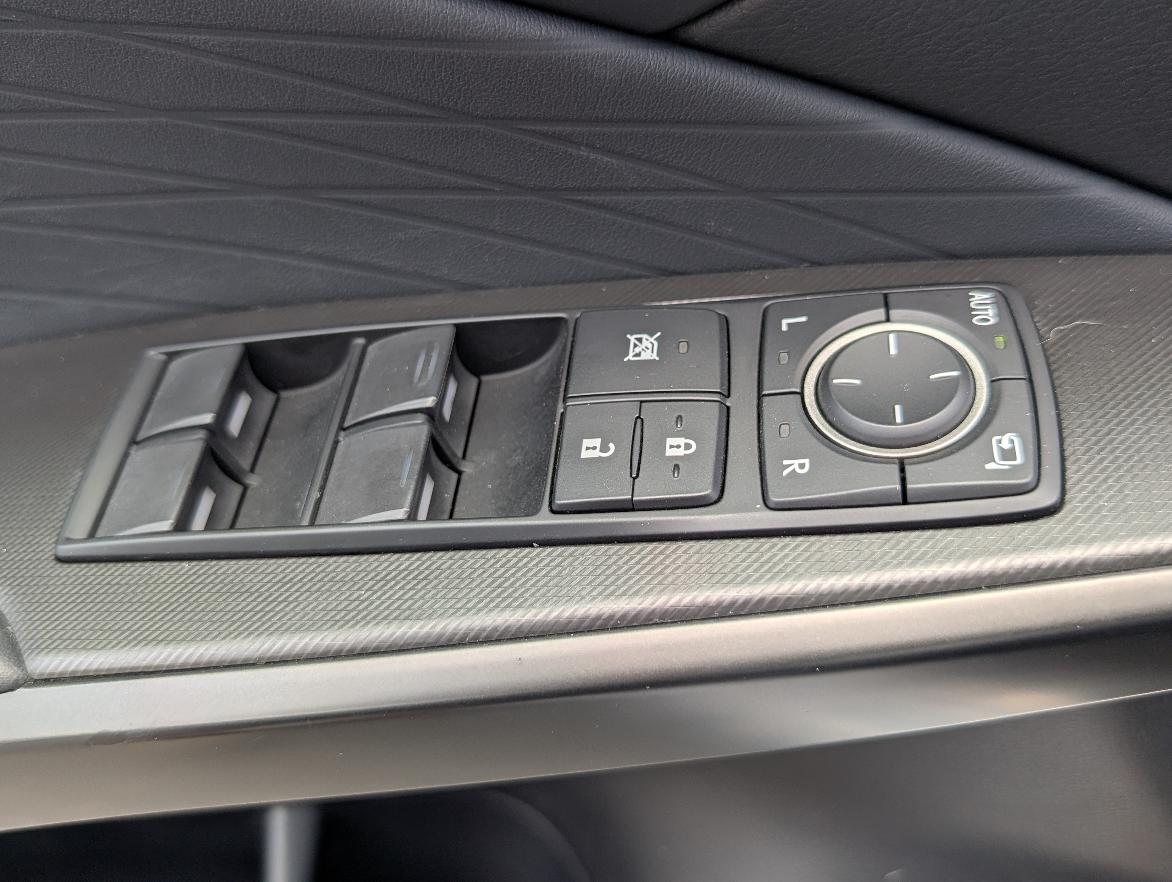 Used 2025 Lexus IS 350 F Sport w/ Navigation Package AWD/4WD image 20