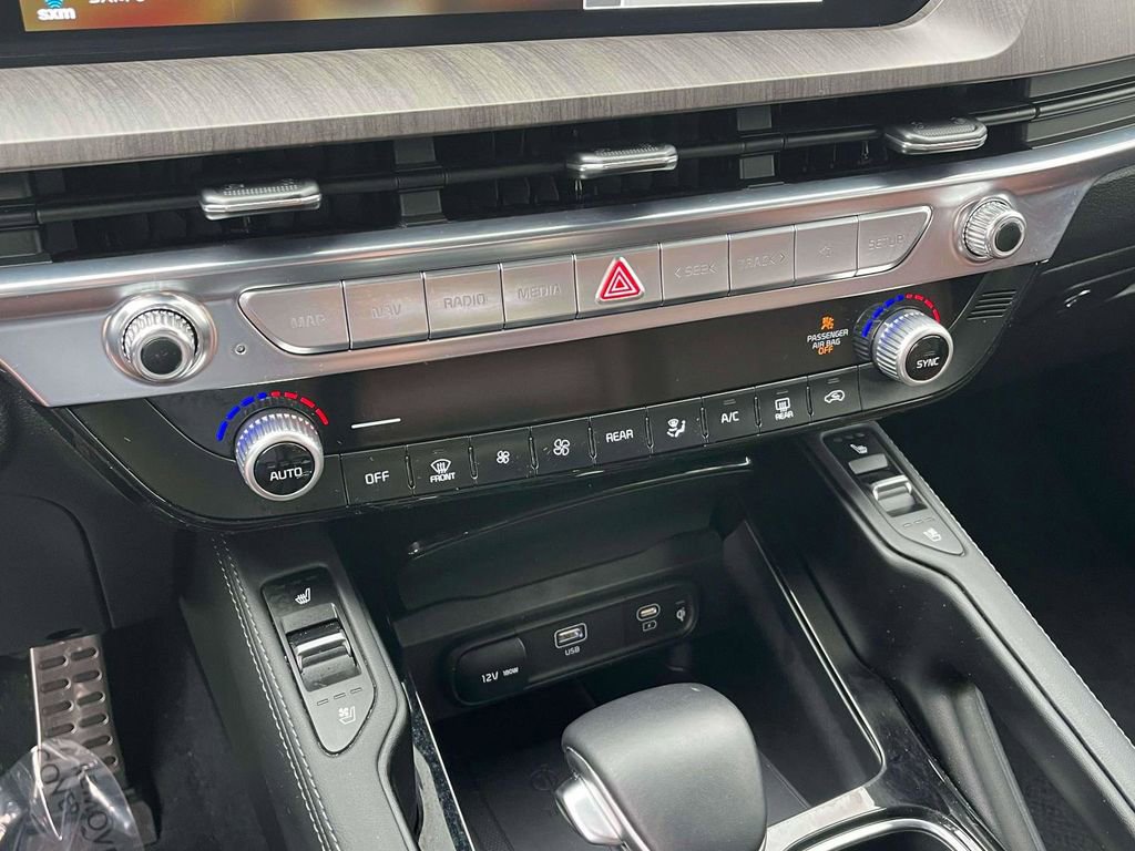 Used 2024 Kia Telluride SX image 24