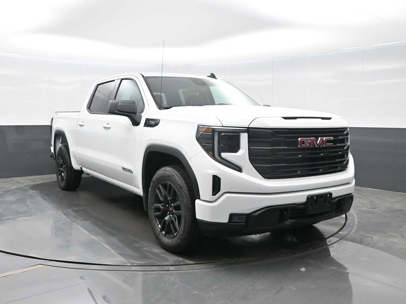 New 2026 GMC Sierra 1500 Elevation image 2