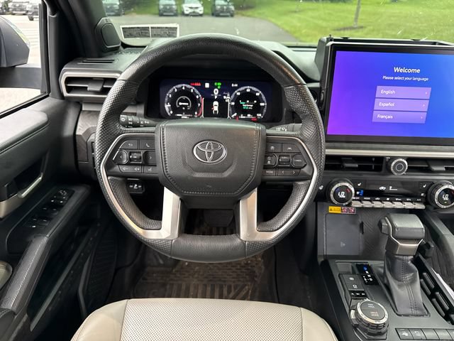 Used 2024 Toyota Tacoma Limited w/ Limited Package (LT) AWD/4WD image 19