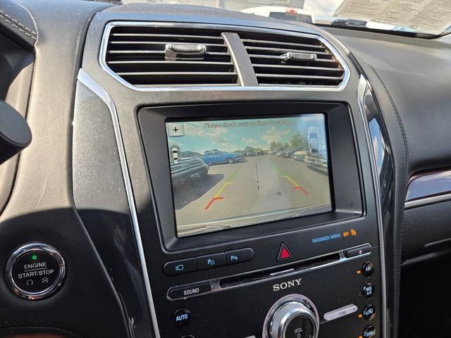 Used 2018 Ford Explorer Platinum AWD/4WD image 10