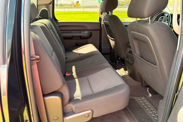 Used 2010 Chevrolet Silverado 1500 LT w/ Power Pack Plus AWD/4WD image 25