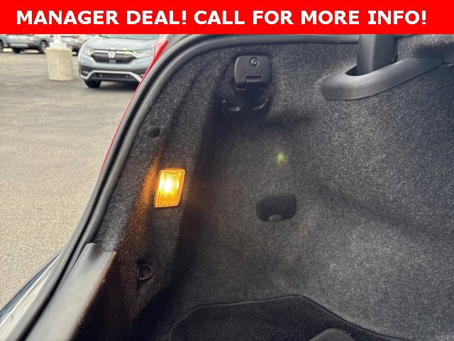 Used 2019 Chrysler 300 Limited image 30