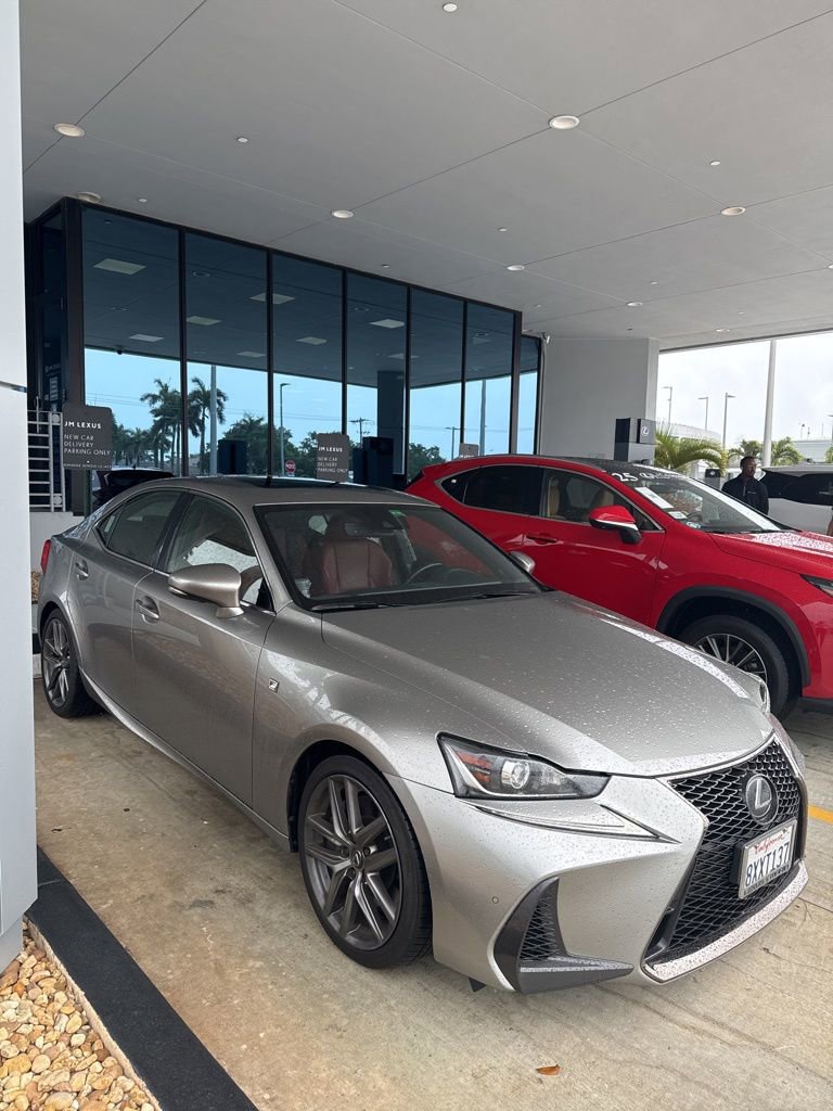 Used 2019 Lexus IS 300 F Sport w/ F Sport Package image 1