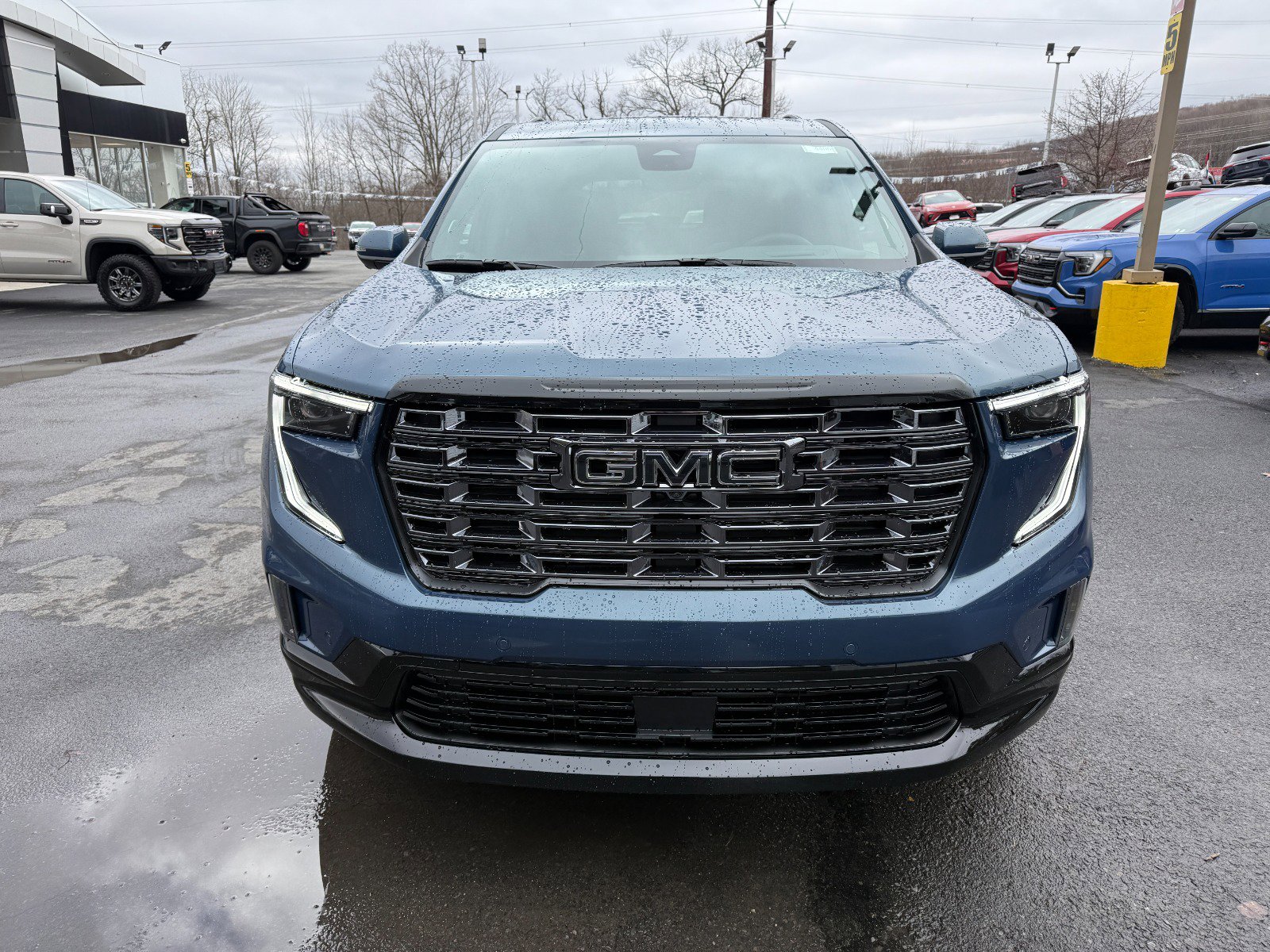 New 2026 GMC Acadia Denali Ultimate w/ LPO, Rugged Package image 8