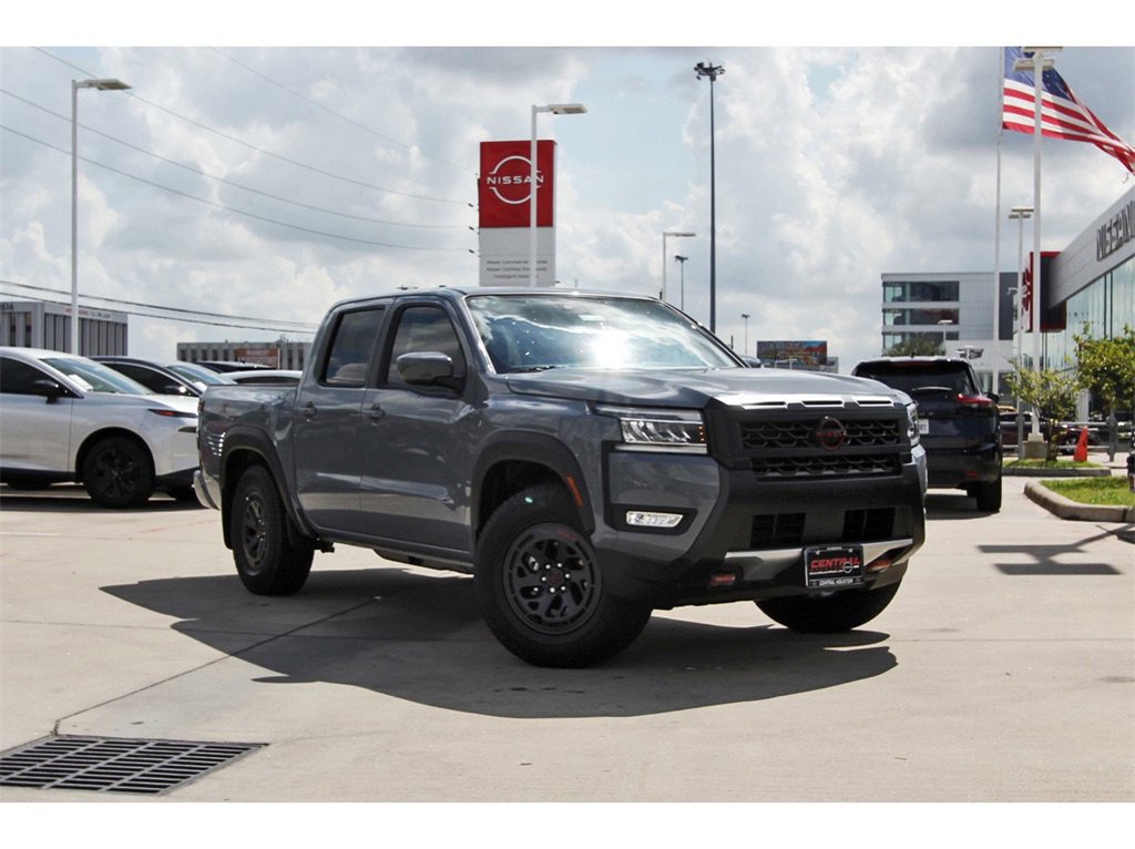 New 2025 Nissan Frontier Pro-X w/ Tow Package