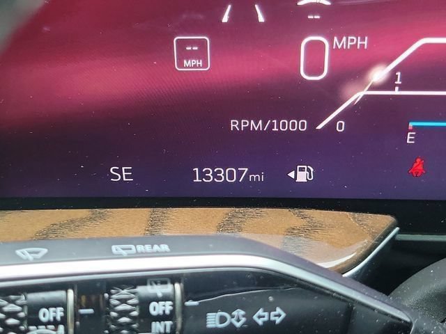 Certified 2026 Cadillac Escalade Platinum Sport w/ LPO, ONYX Package AWD/4WD image 26