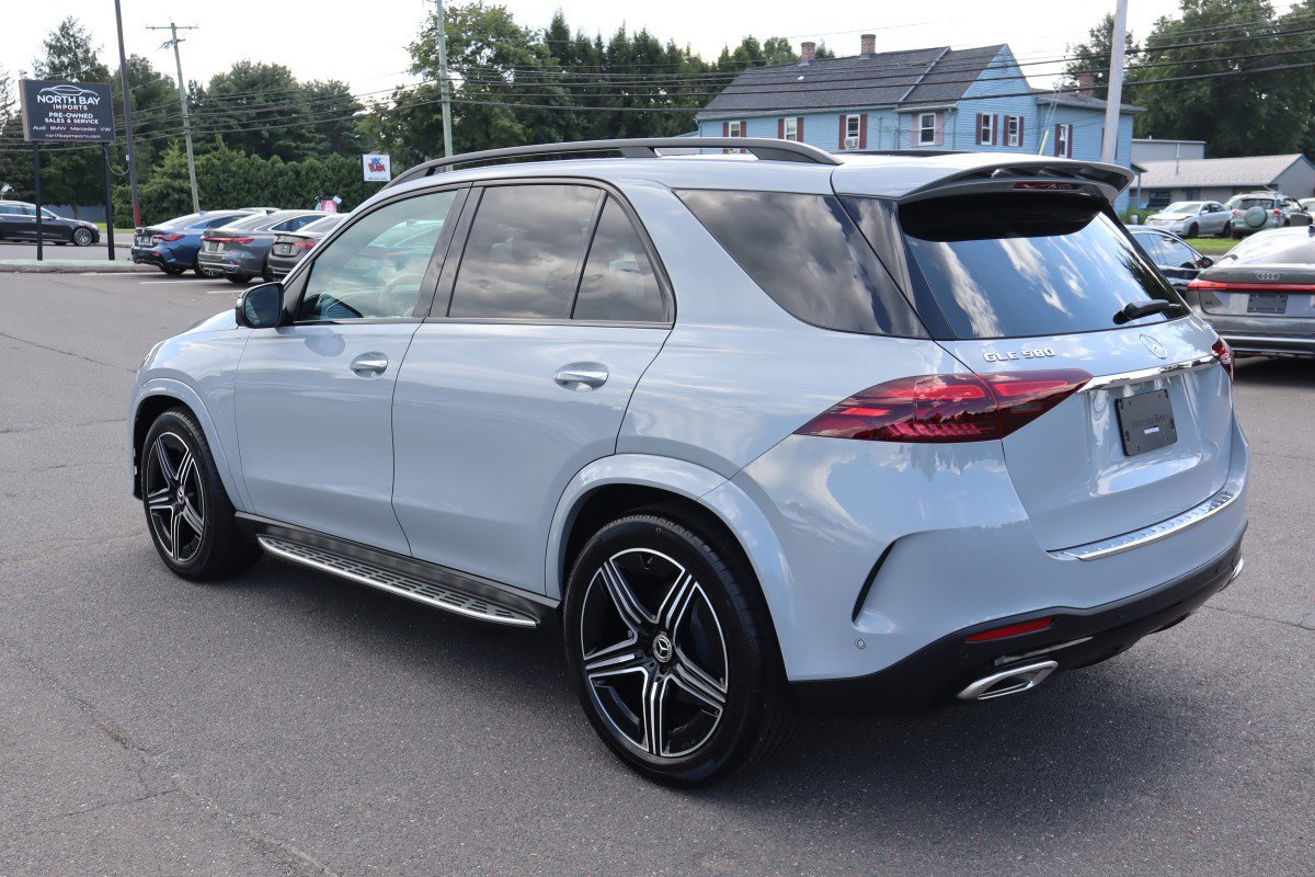 Used 2026 Mercedes-Benz GLE 580 4MATIC w/ Driver Assistance Package image 7