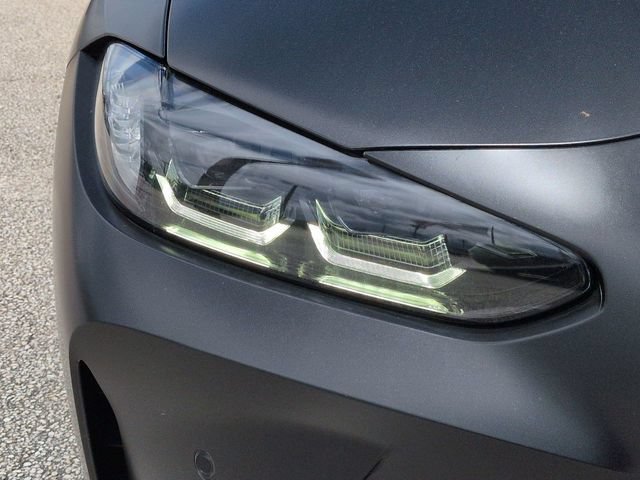 Used 2022 BMW M4 xDrive Competition w/ M Carbon Exterior Package AWD/4WD image 10