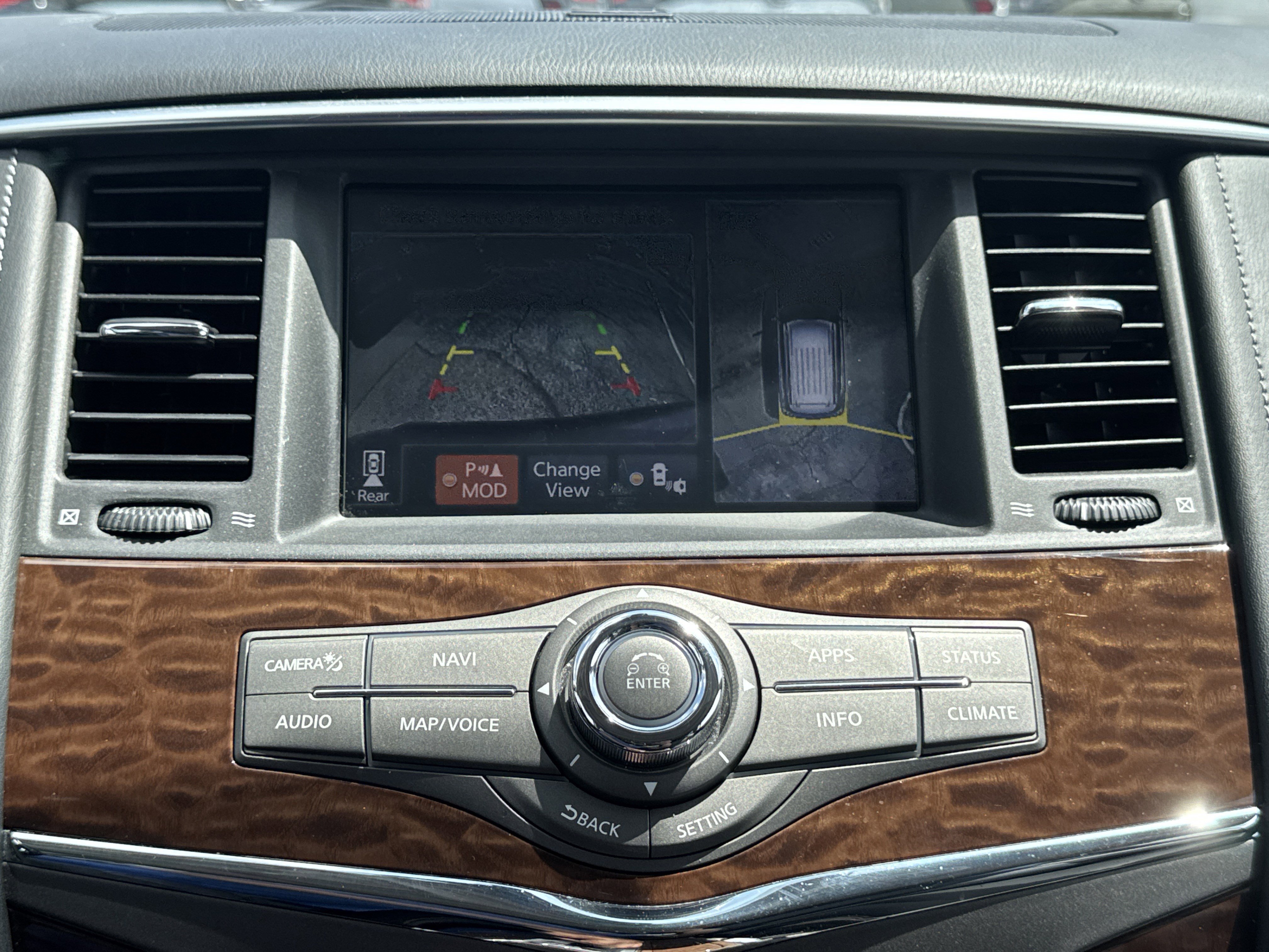 Used 2020 Nissan Armada Platinum w/ Captain's Chairs Package AWD/4WD image 20