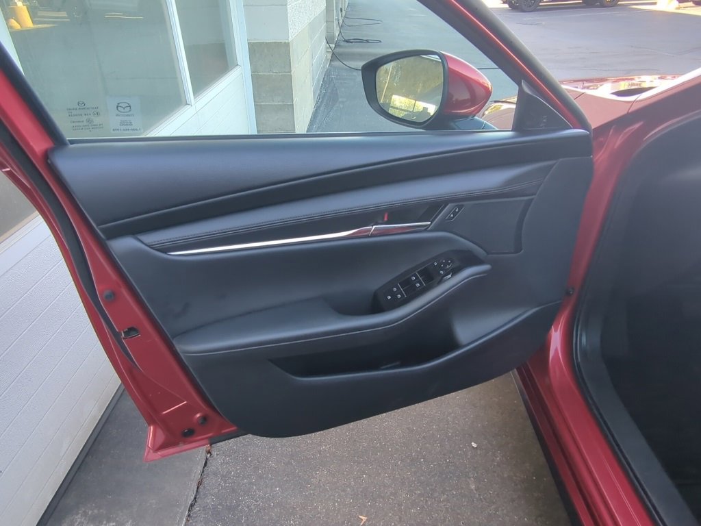 Used 2023 MAZDA MAZDA3 s image 11