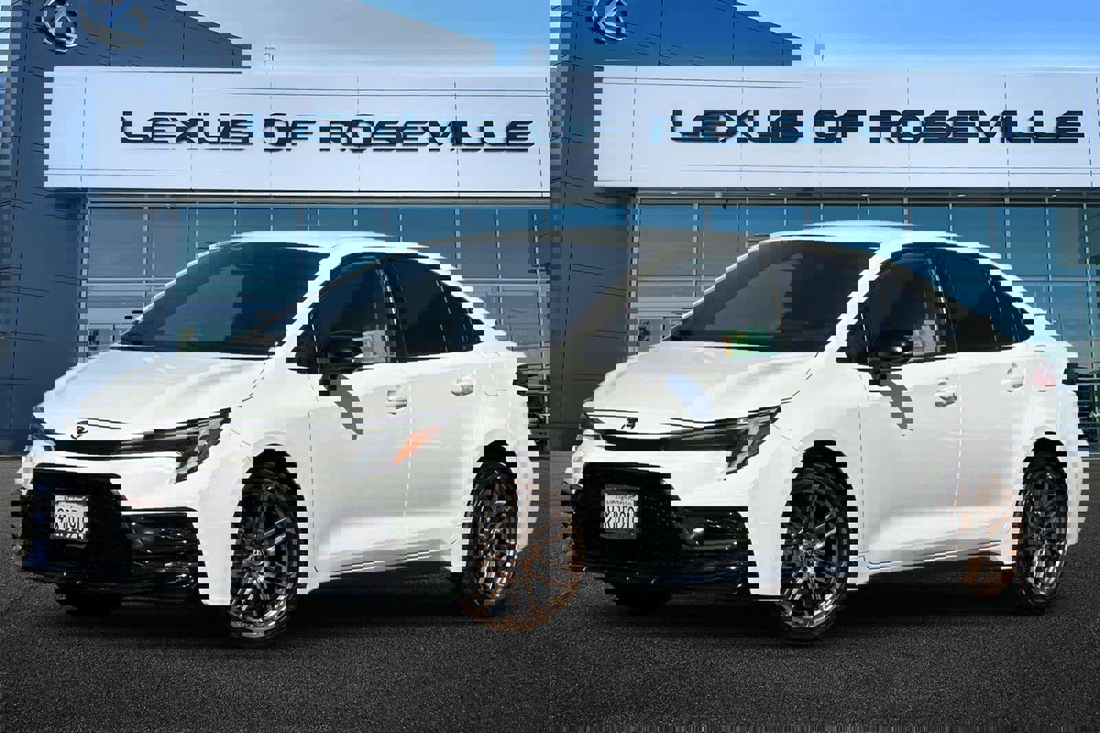 Used 2024 Toyota Corolla Sedan w/ SE Convenience Package