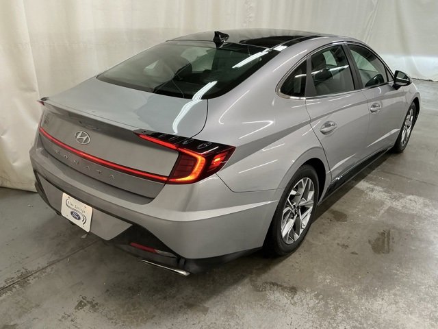 Used 2023 Hyundai Sonata SEL w/ Convenience Package image 3