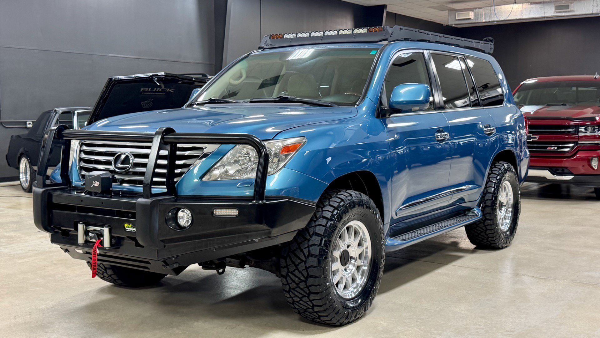 Used 2010 Lexus LX 570 4WD w/ Luxury Pkg