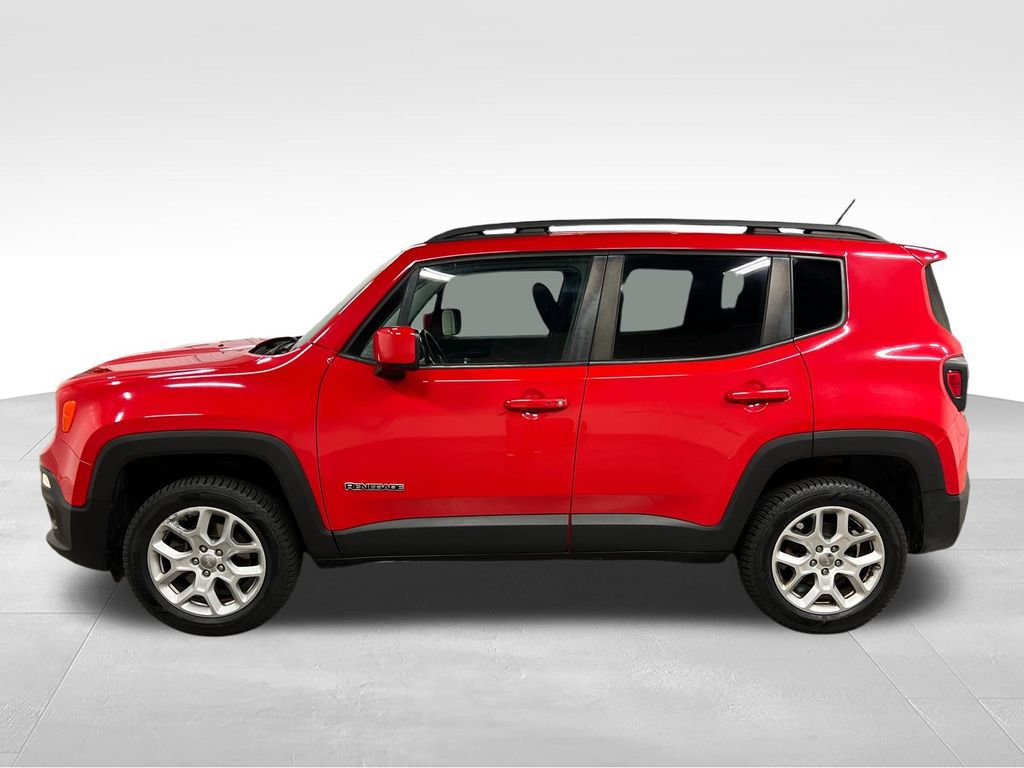 Used 2017 Jeep Renegade Latitude AWD/4WD image 6