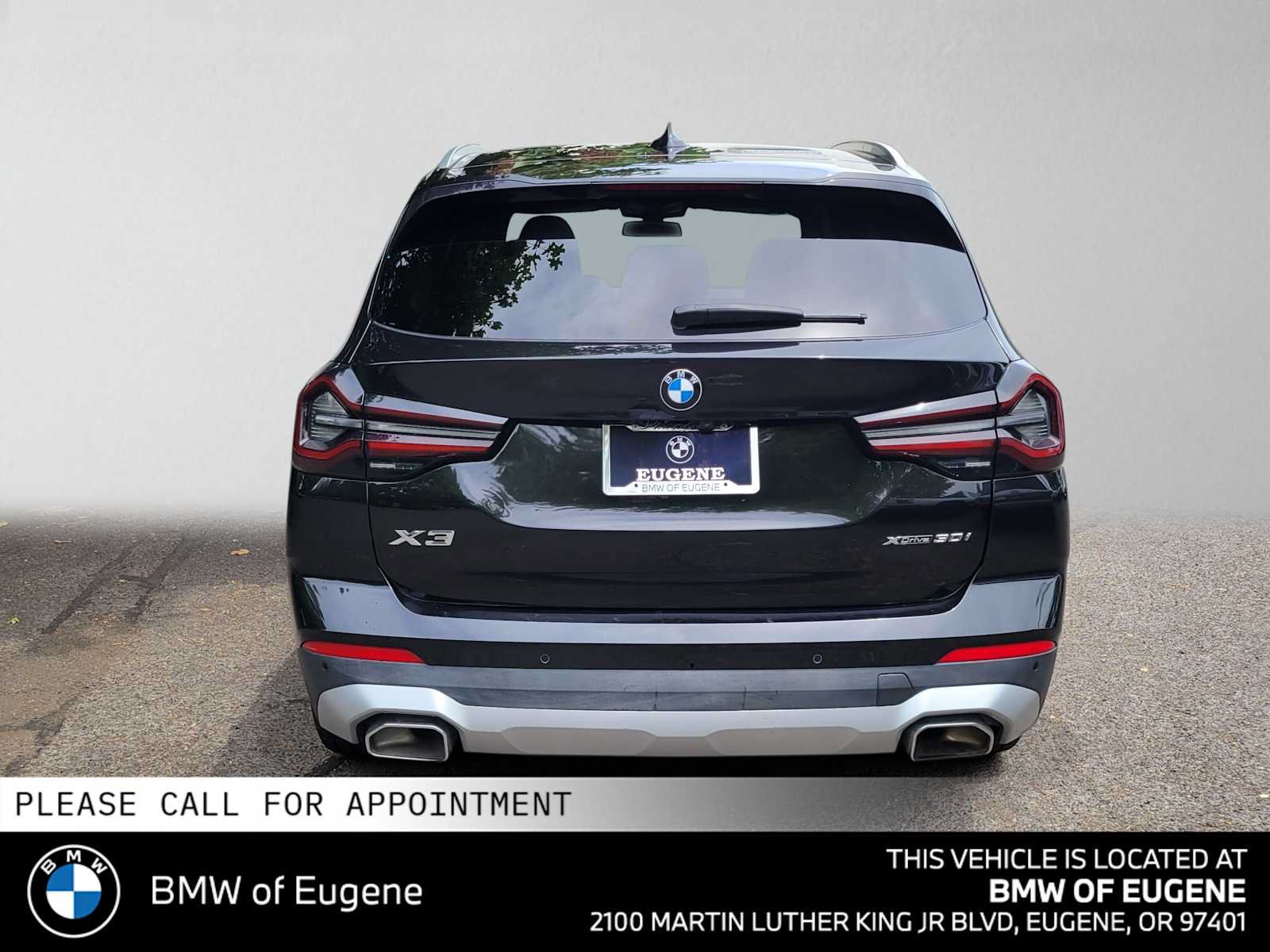 Used 2024 BMW X3 xDrive30i w/ Convenience Package AWD/4WD image 4