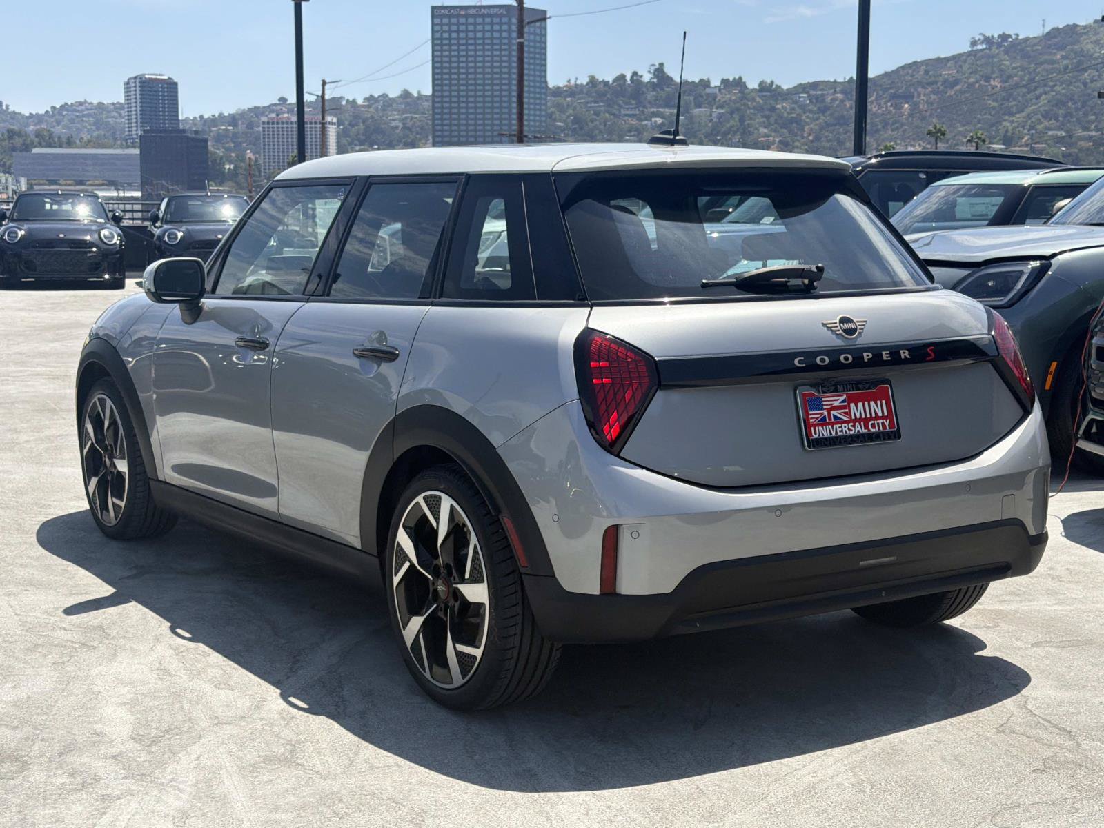 Used 2026 MINI Cooper S FWD image 4