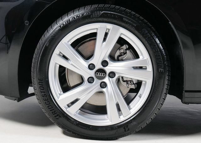 Used 2025 Audi A5 2.0T Premium Plus w/ Premium Plus AWD/4WD image 24