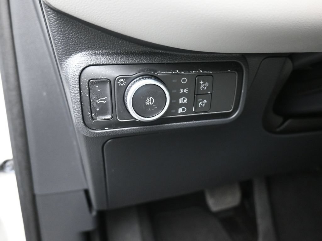Certified 2025 Ford Explorer Active w/ Active Comfort Package RWD image 13