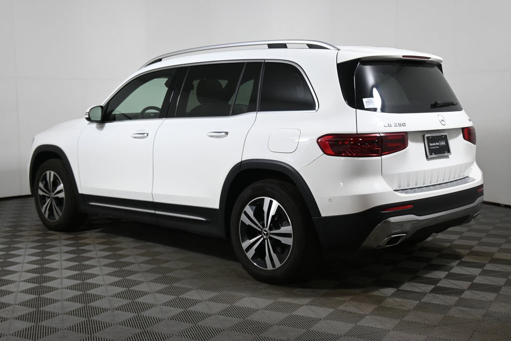 Certified 2026 Mercedes-Benz GLB 250 4MATIC image 5