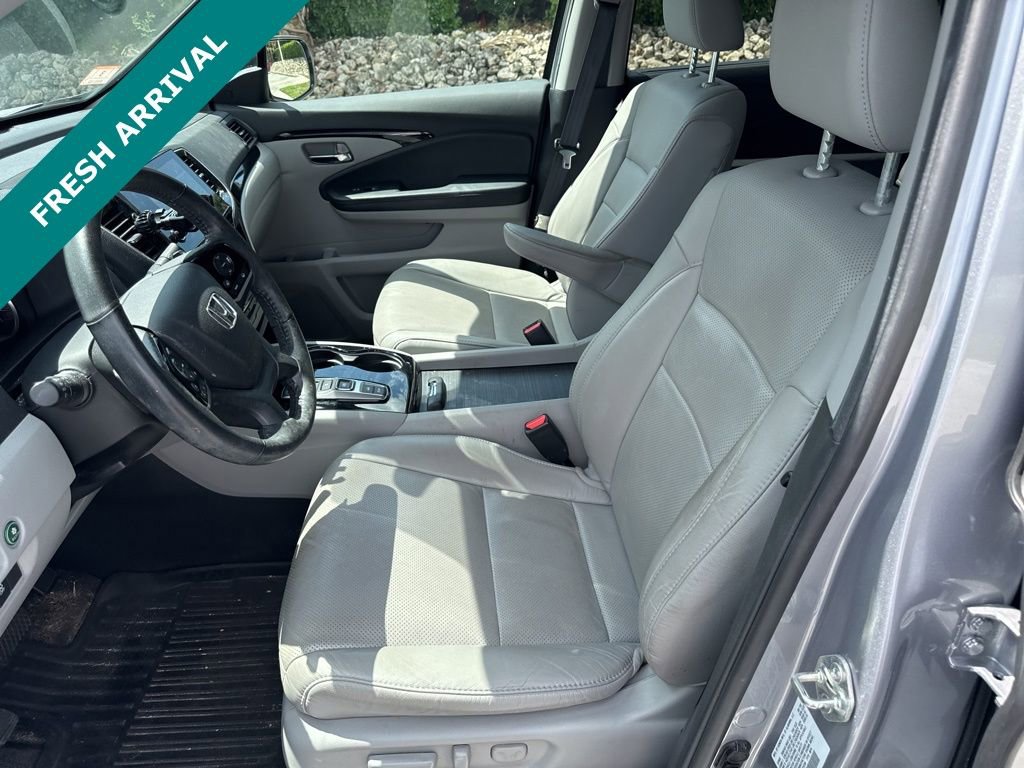 Used 2021 Honda Pilot Elite image 11