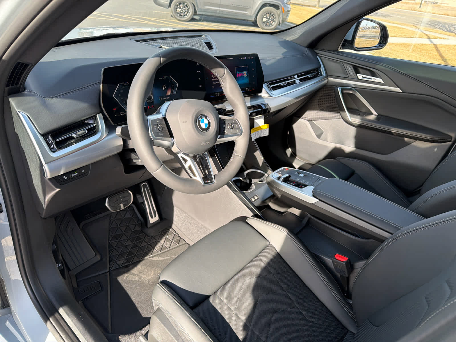 New 2026 BMW X2 xDrive28i w/ M Sport Package image 19