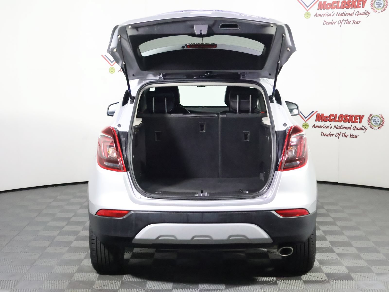 Used 2022 Buick Encore Preferred w/ Safety Package AWD/4WD image 10