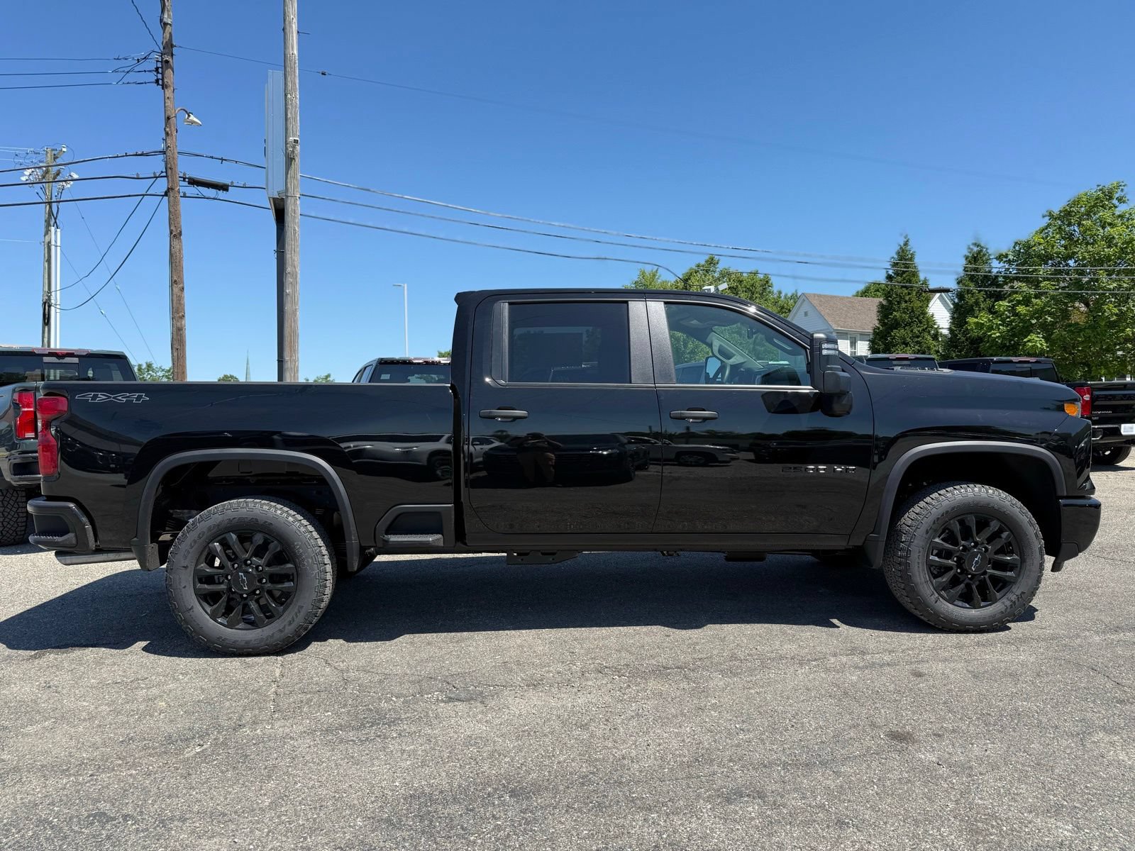New 2026 Chevrolet Silverado 2500 Custom w/ Custom Value Package AWD/4WD image 7