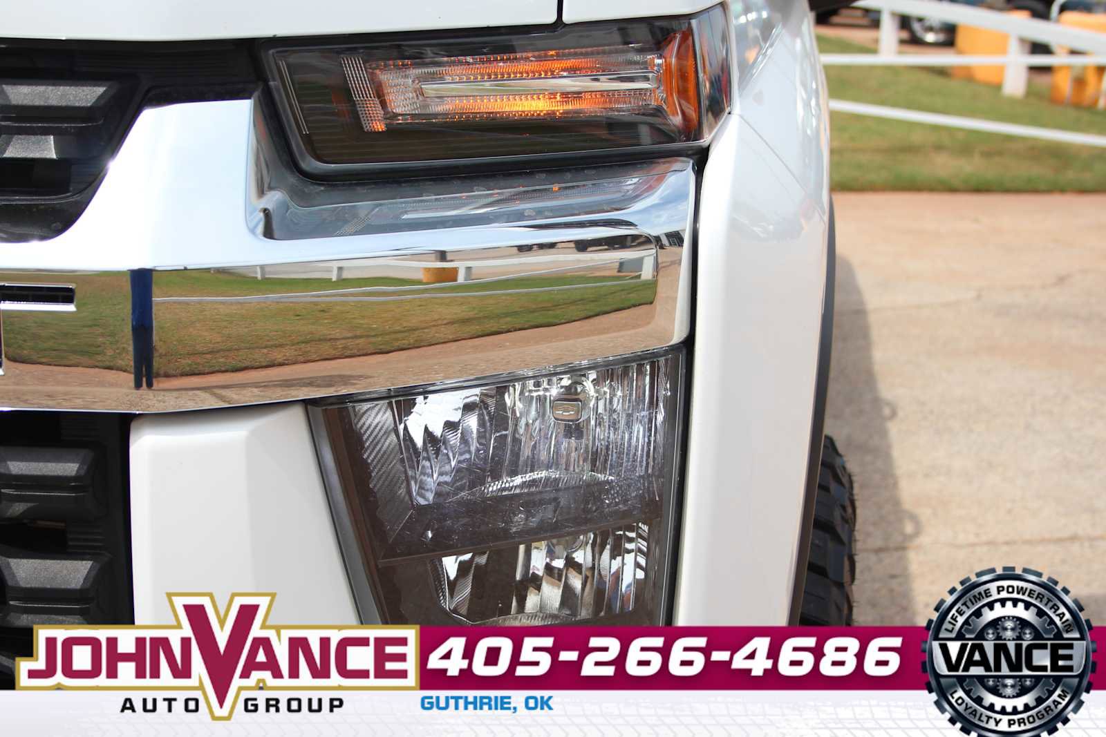 Used 2021 Chevrolet Silverado 2500 LT w/ Texas Edition AWD/4WD image 5