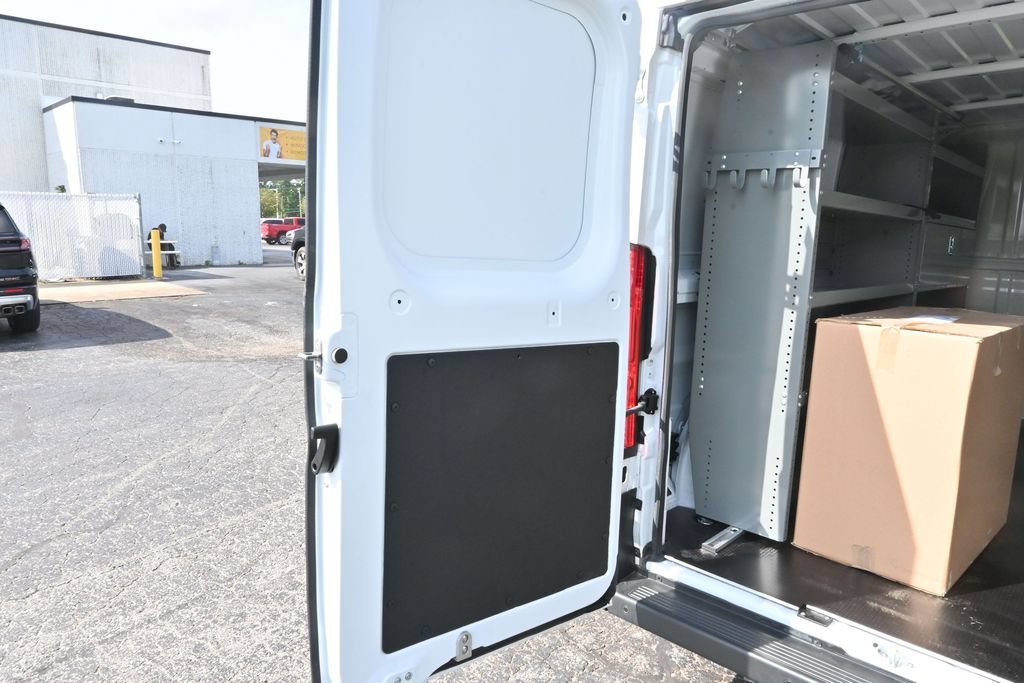 Used 2025 RAM ProMaster 2500 w/ Safety Group FWD image 17