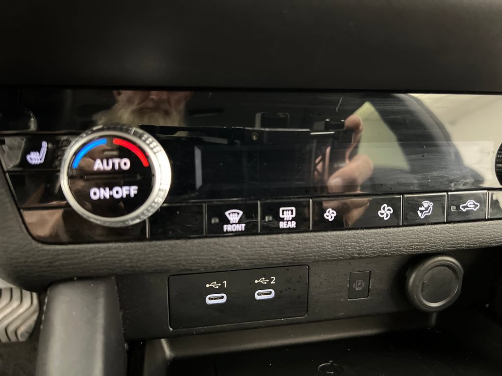 Used 2025 Mitsubishi Outlander SE FWD image 61