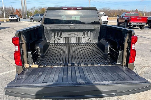 Used 2023 Chevrolet Silverado 1500 LT image 7