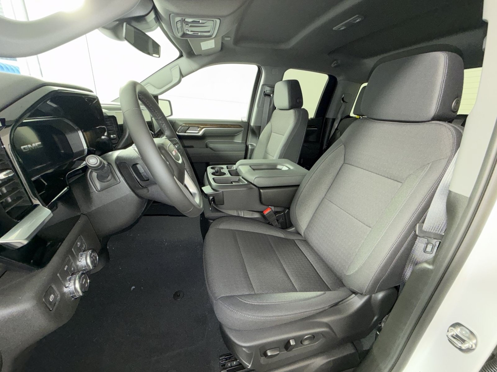New 2026 GMC Sierra 1500 Elevation AWD/4WD image 13