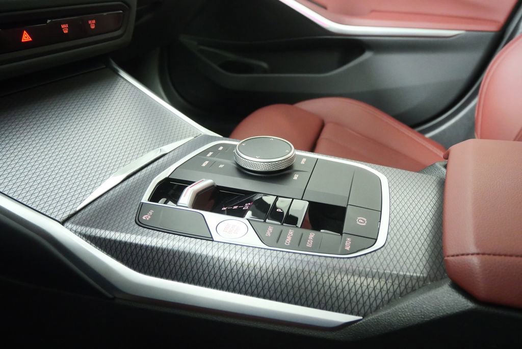 Used 2024 BMW M340i w/ Shadowloine Package image 22